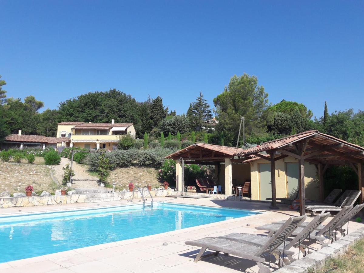 Bed and Breakfast Les Cerises à Saint-Saturnin-lès-Apt Extérieur photo